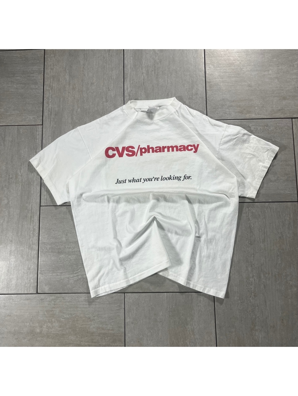 Delta White CVS Pharmacy Graphic T-Shirt XL